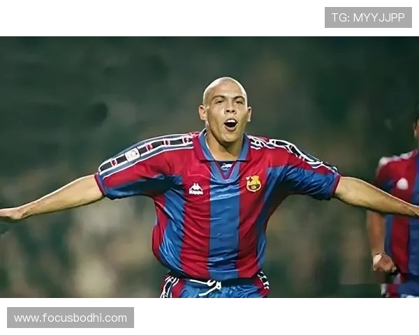 全球足球明星谁才是真正的巅峰之选探讨最强球员的标准与影响力